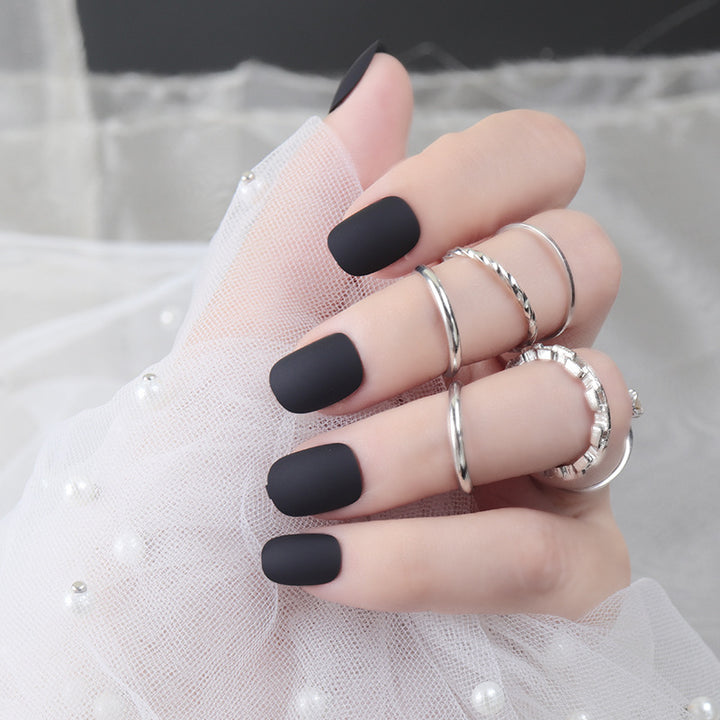 Matte Press-On Nail Set Kalsten