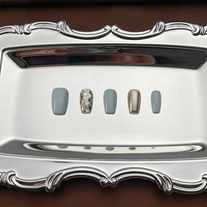 Artistic Nail Art Press-On Set