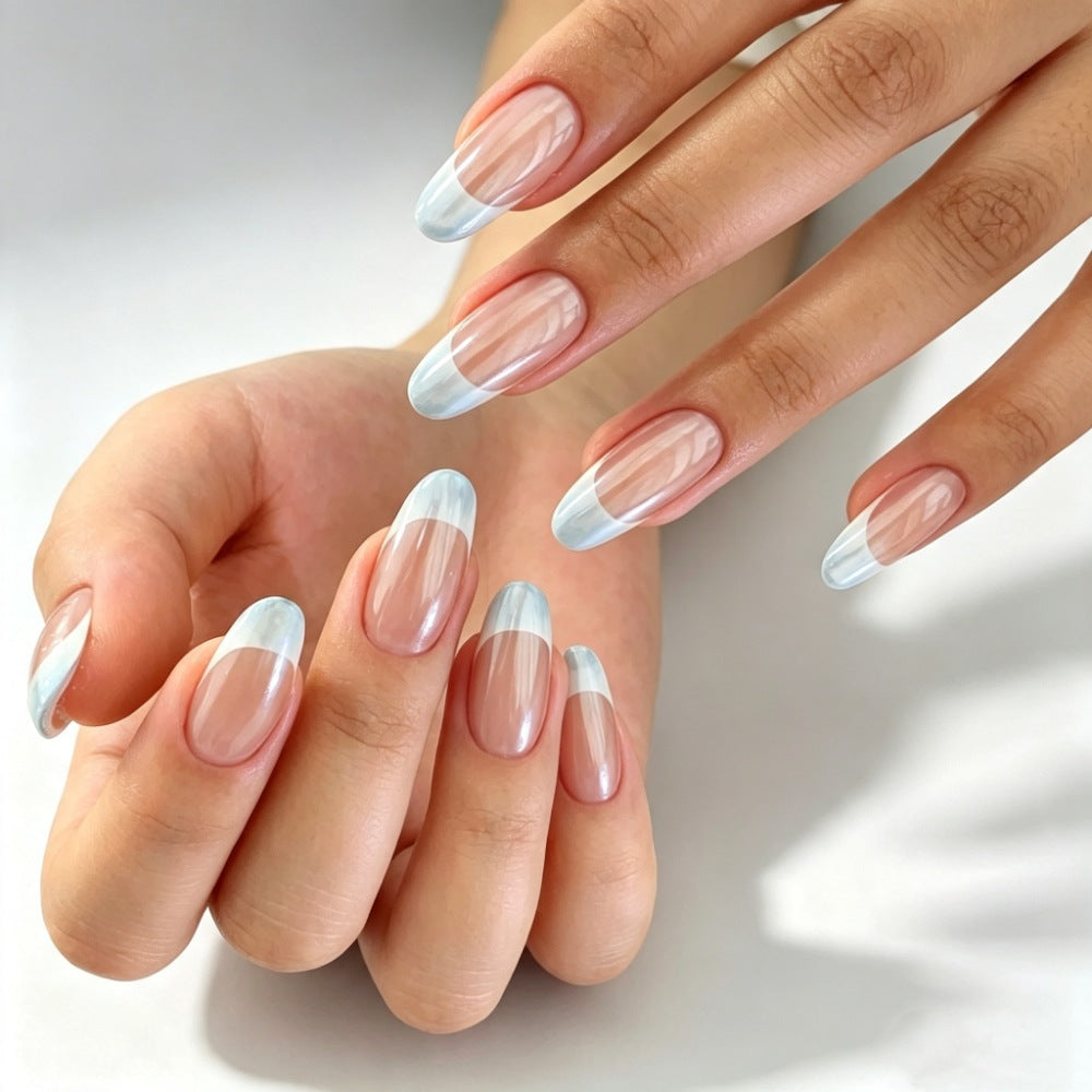 Artificial nails with transparent and modern French tips Kalsten