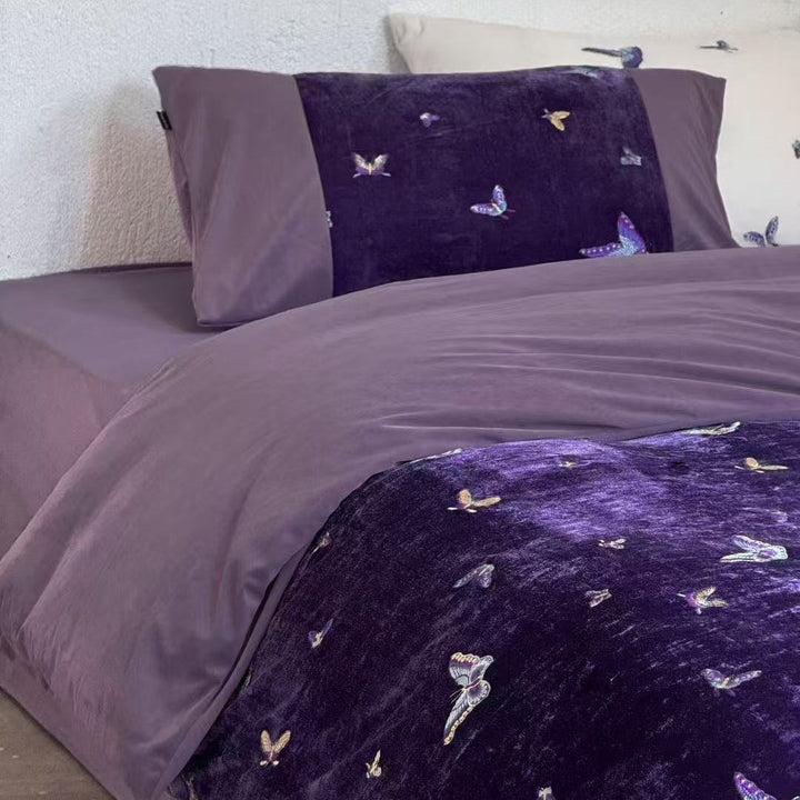 Percale bedding set with delicate butterfly embroidery