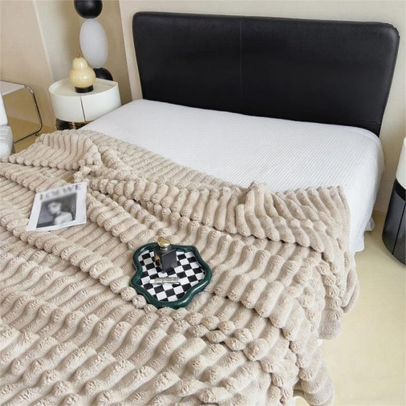 Women's Ultra-Soft Cuddly Blanket with Wave Structure Kalsten
