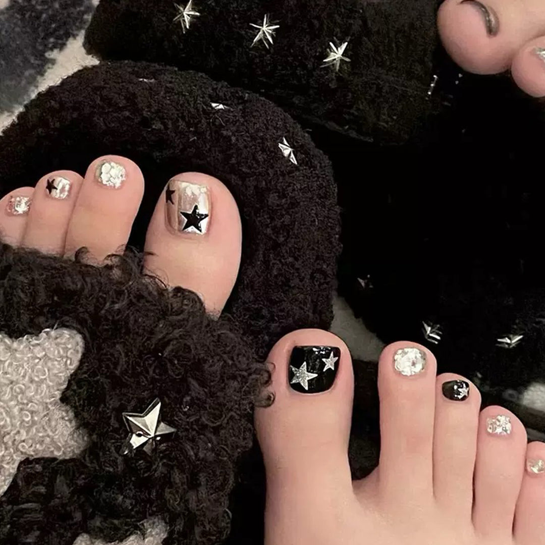 Stylish Star-Accented Press-On Toenails Kalsten
