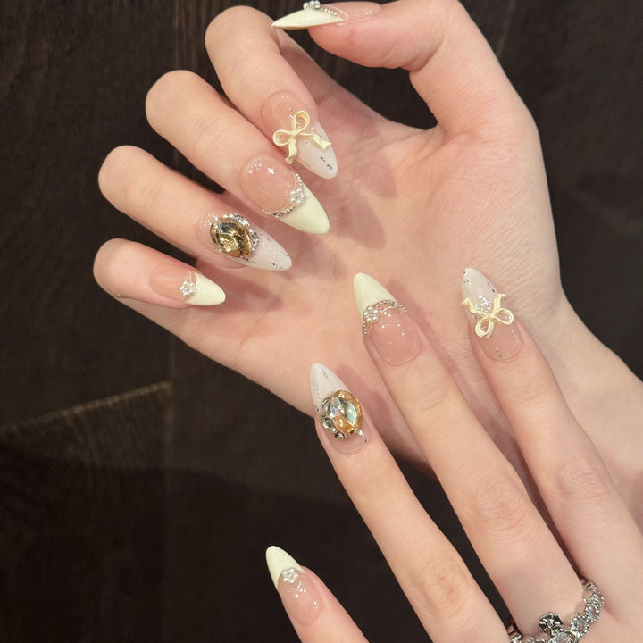 Decorative Rhinestone Press-On Nail Set Kalsten