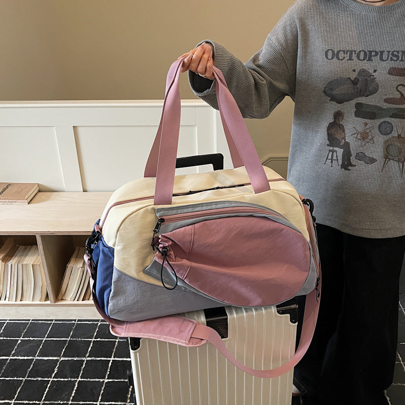 Versatile Multi-Pocket Fitness Duffel Kalsten