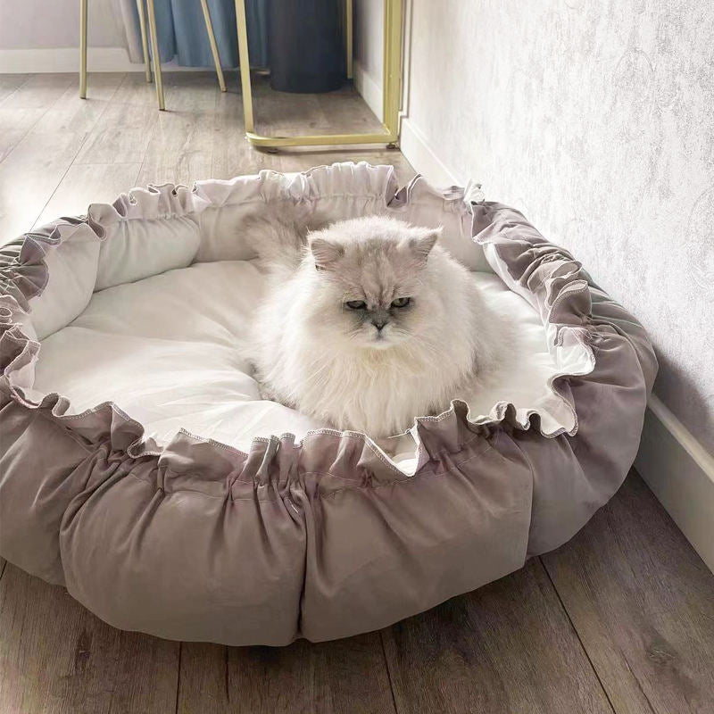 Round Plush Cat Bed with Ruffled Edges  Dog Bed