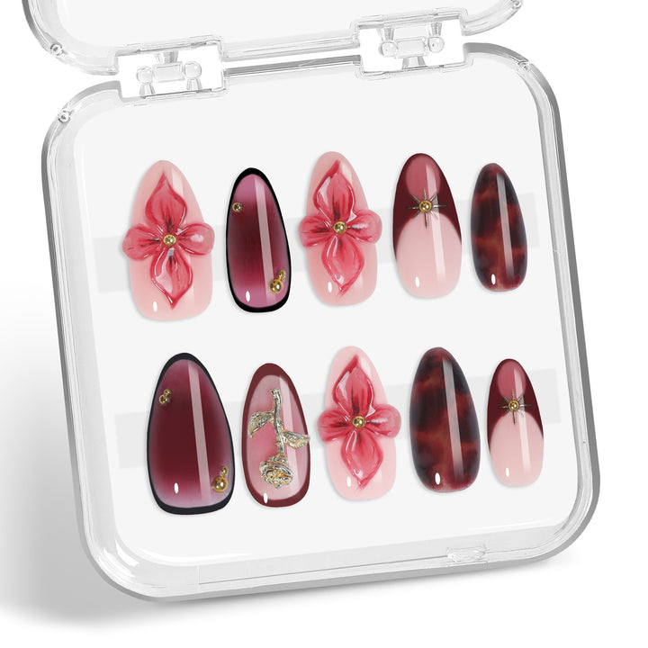 Nail art set with detailed floral designs Kalsten