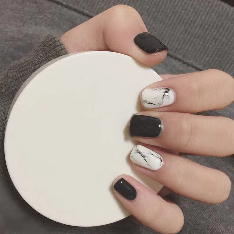 Artificial nail set with luxurious marble design and elegant high-gloss finish Kalsten