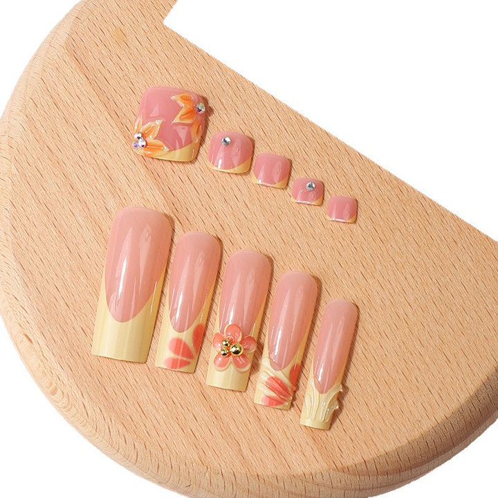 French-Inspired Floral Press-On Nail Set Kalsten
