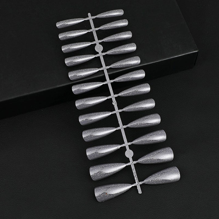 Glittering artificial nails in elegant design Kalsten