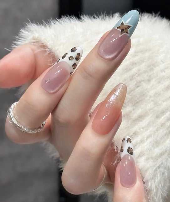 Artistic Heart Pattern Nail Art Extensions Kalsten