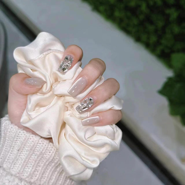 Decorative Crystal-Embellished Press-On Nail Set