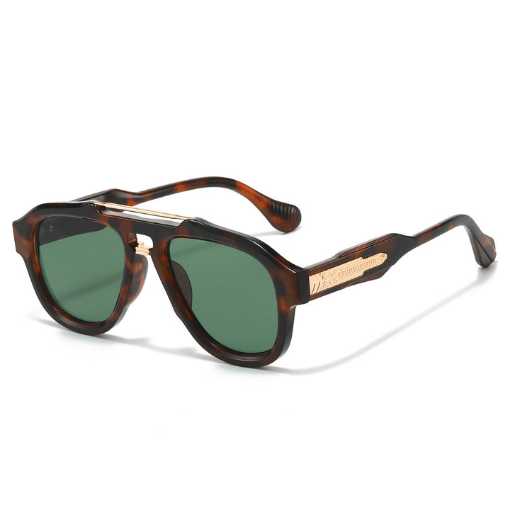 Fashion-Forward Semi-Transparent Shield Sunglasses Kalsten