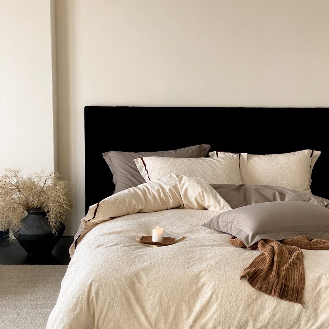 Premium bedding set made of breathable cotton blend with contrasting piping