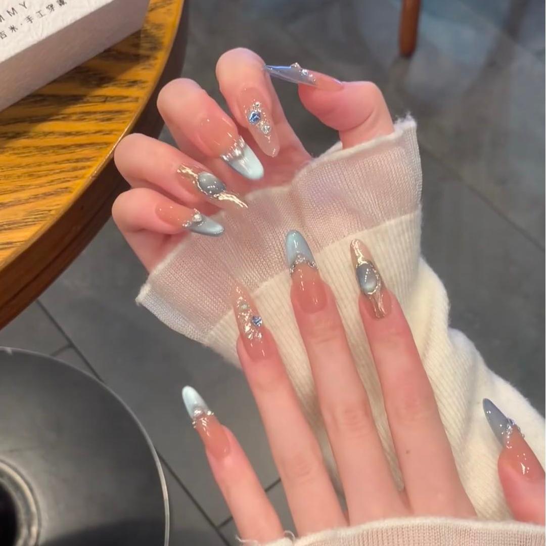 Premium Decorative Press-On Nail Extensions Kalsten
