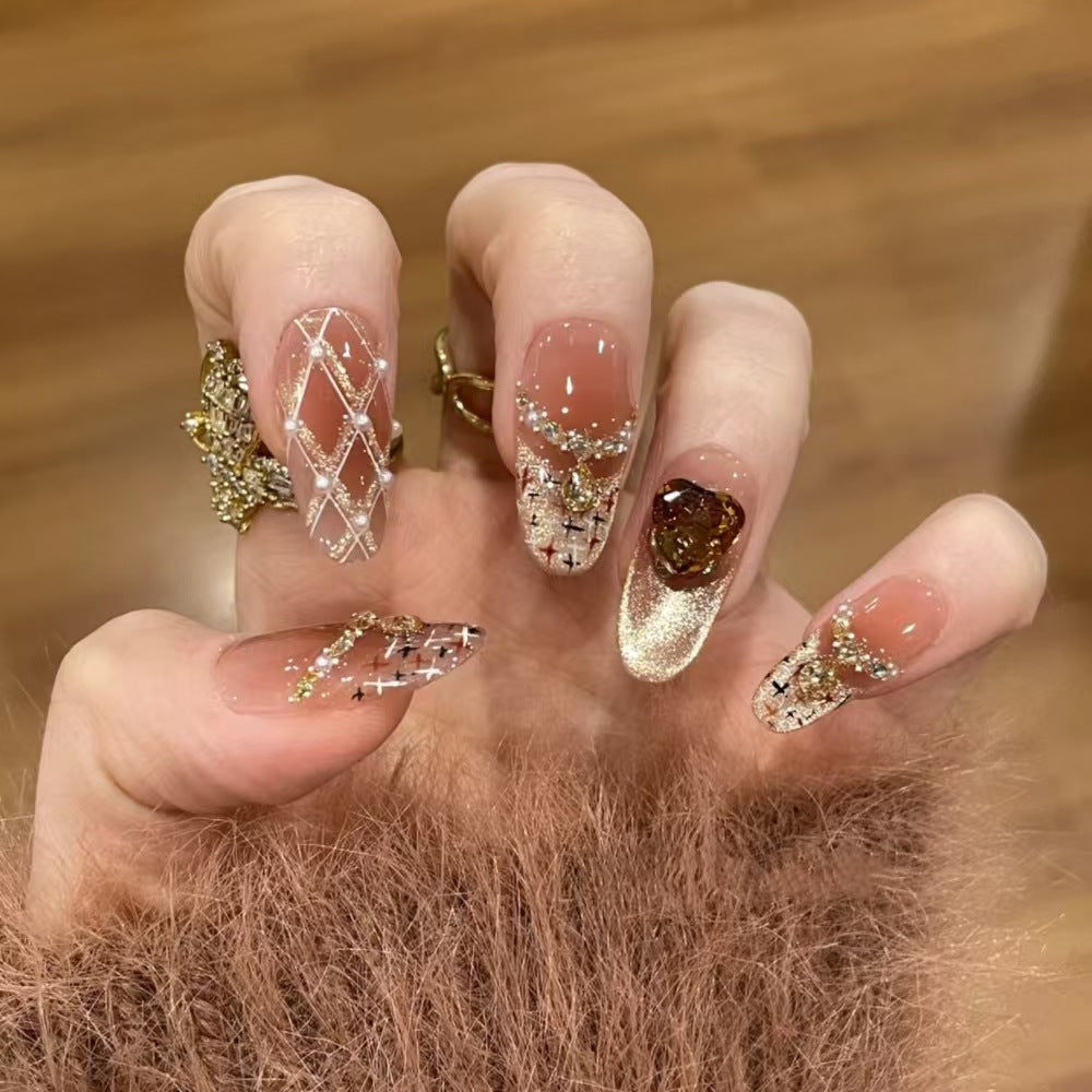 Artificial nails with elegant ombre look Kalsten