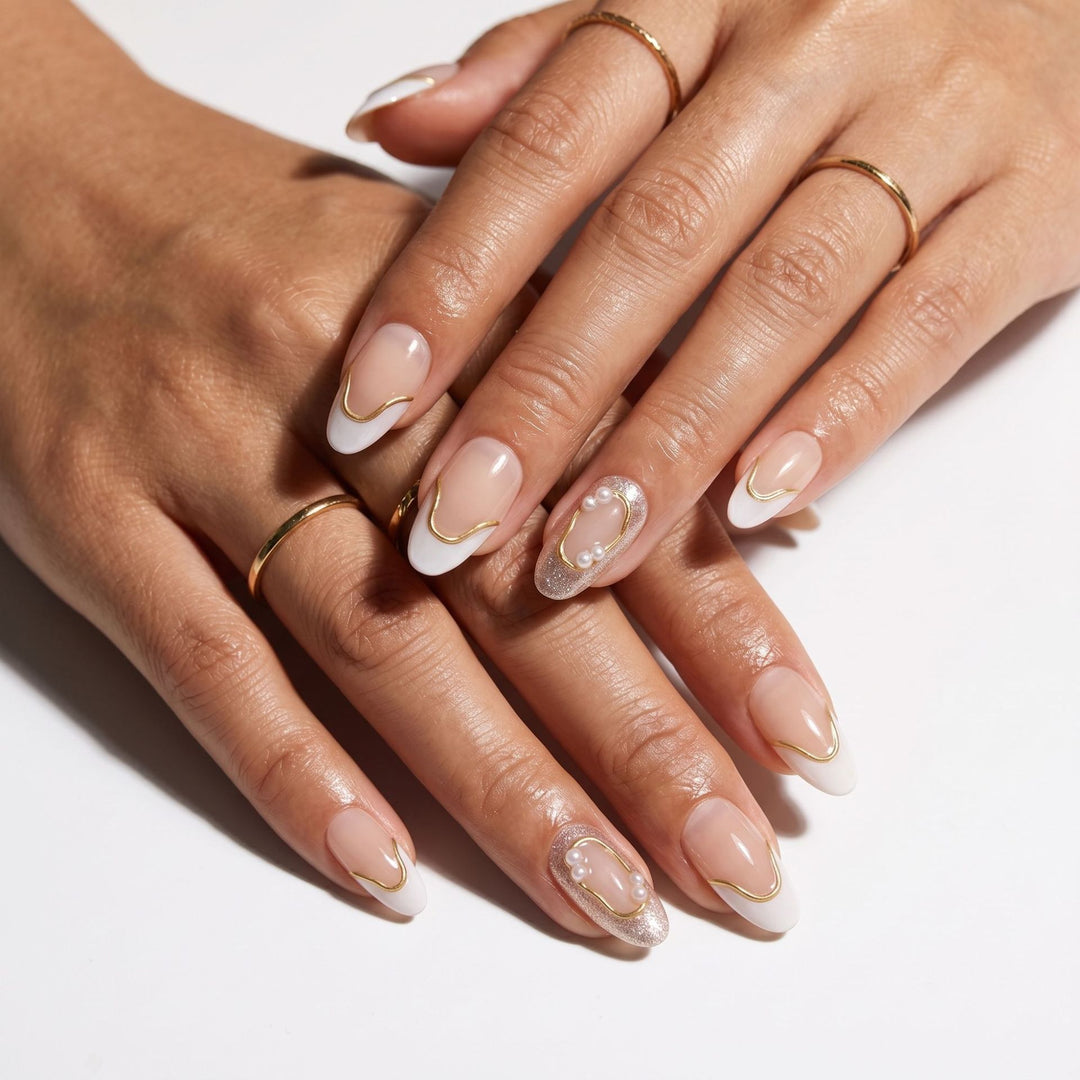 Elegant Gold-Accent Press-On Nail Art Kalsten