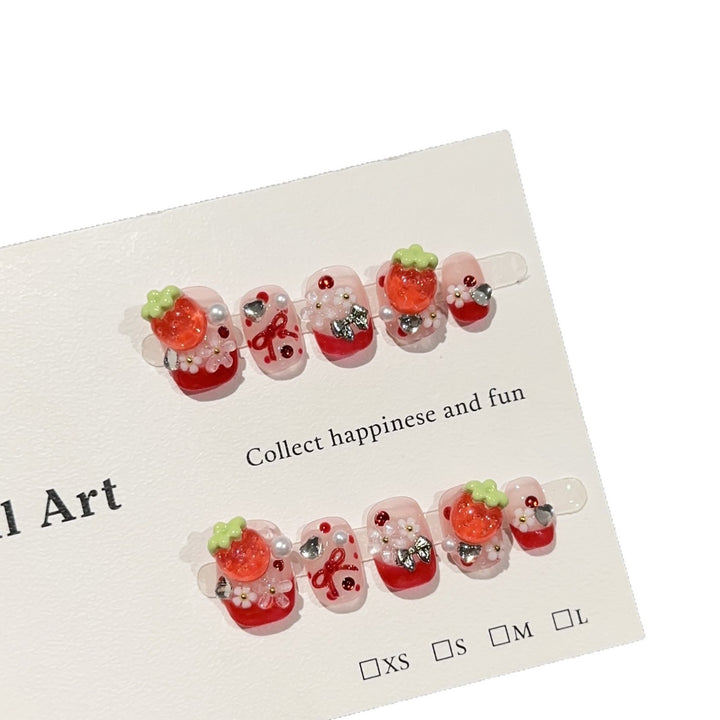Decorative Strawberry-Themed Press-On Nail Art Set