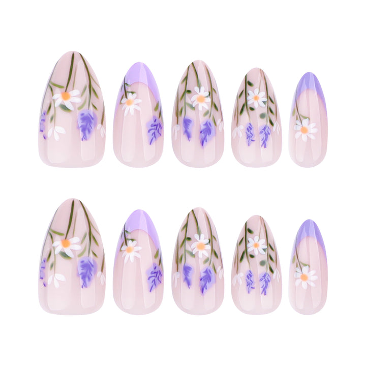 Artful Nail Art with Delicate Floral Decorations Kalsten