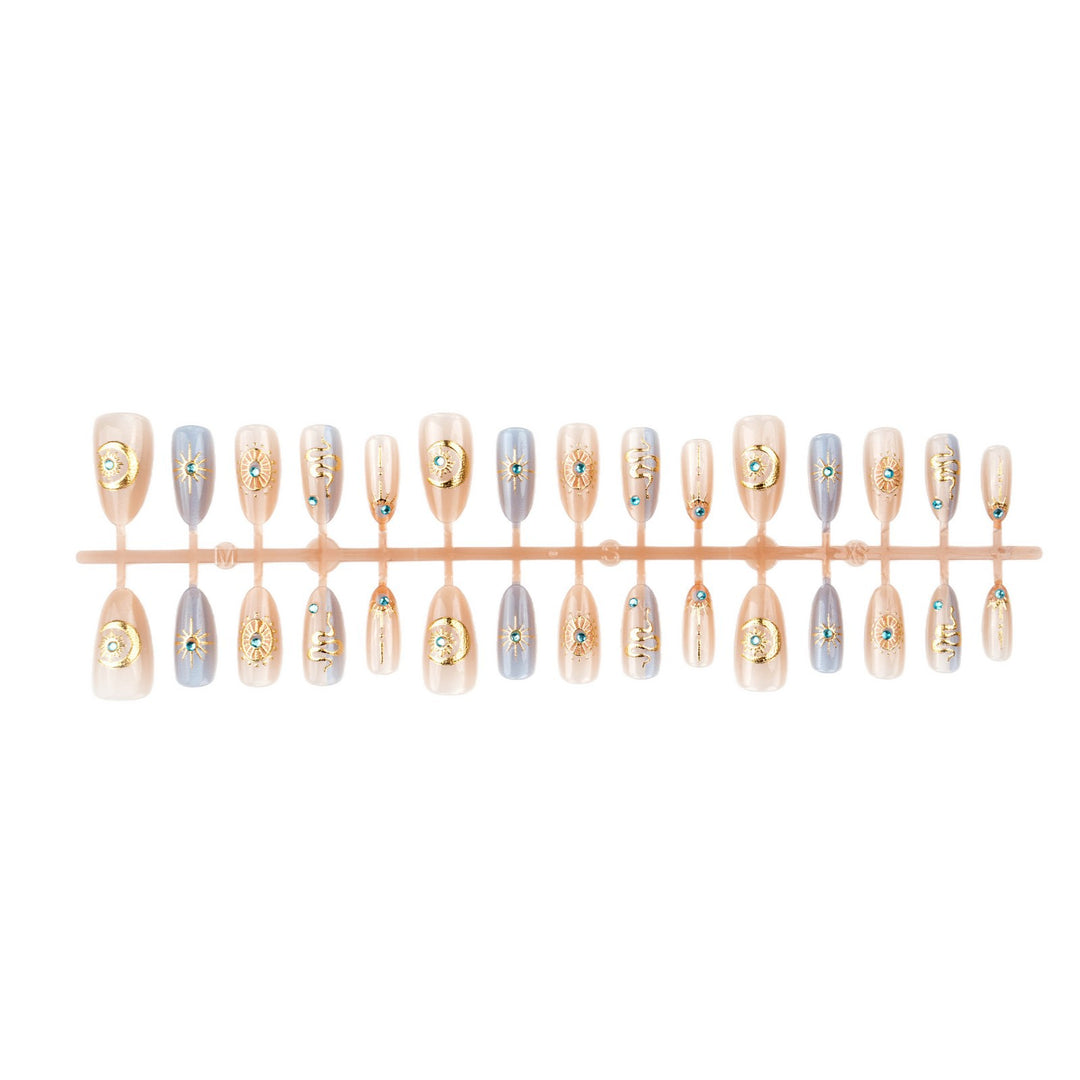 Glamorous artificial nails with luxurious accents Kalsten