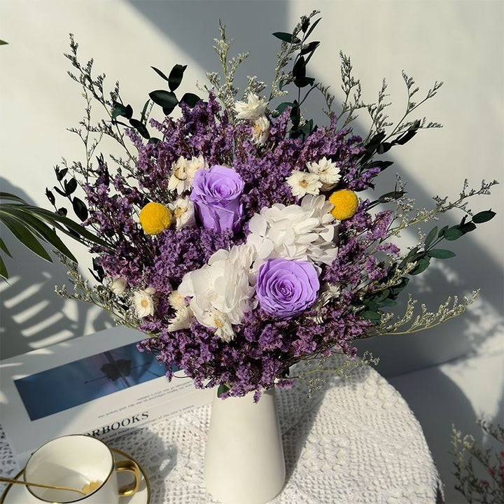 Elegant Dried Flower Bouquet