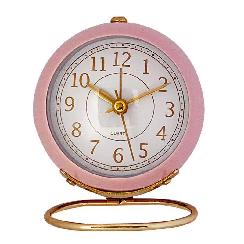 Vintage Desk Clock in Elegant Retro Design Kalsten