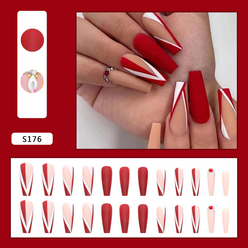 Artificial nails with matte finish and modern design elements Kalsten