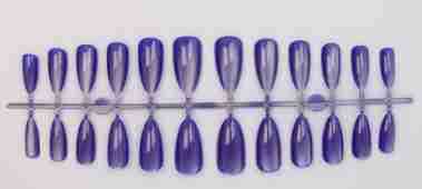 Artificial nail set with shimmering designs Kalsten