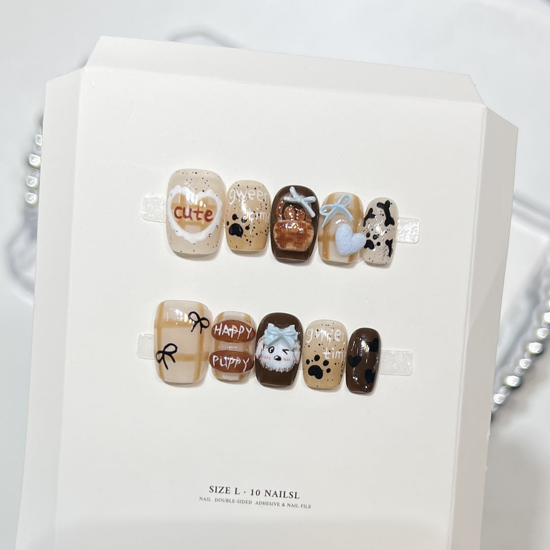 Themed Press-On Nail Art Set with Hello Kitty Designs Kalsten