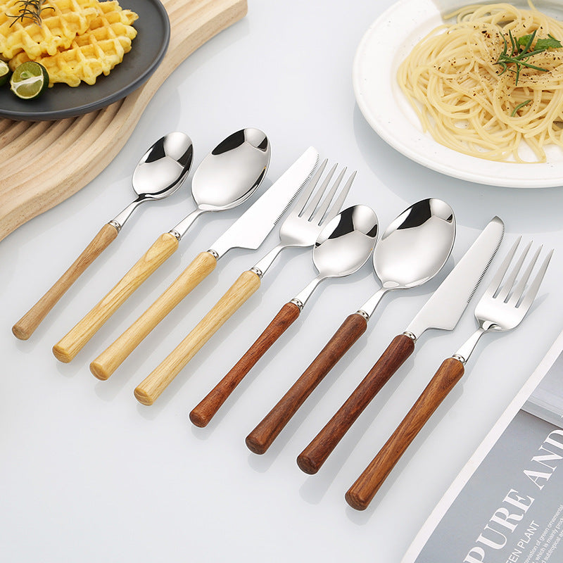 Elegant serving spoon with ergonomic wooden handle Kalsten