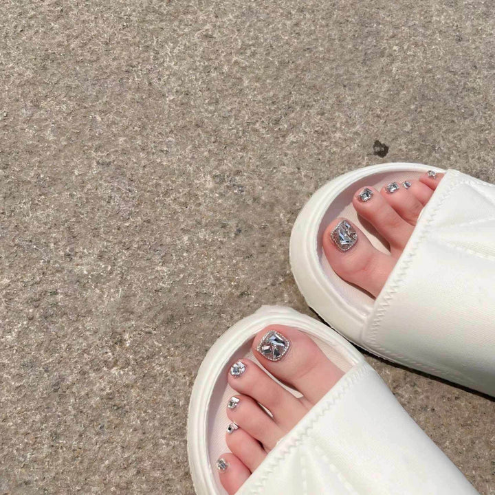 Rhinestone-Embellished Flip Flop Sandals Kalsten