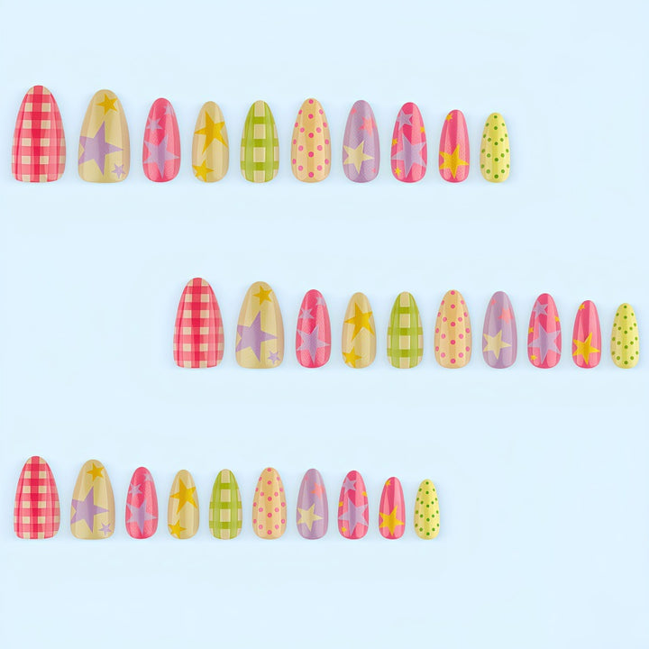 Creative artificial nails in playful star design Kalsten