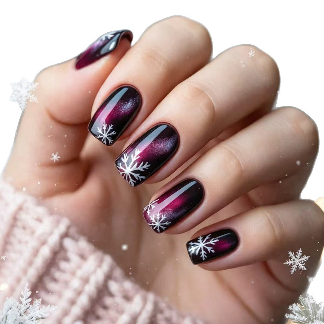 Artificial nails with festive snowflake design Kalsten