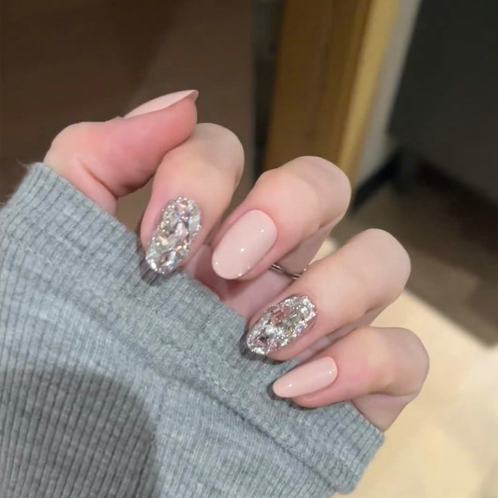 Decorative Press-On Nails with Glitter Accents Kalsten
