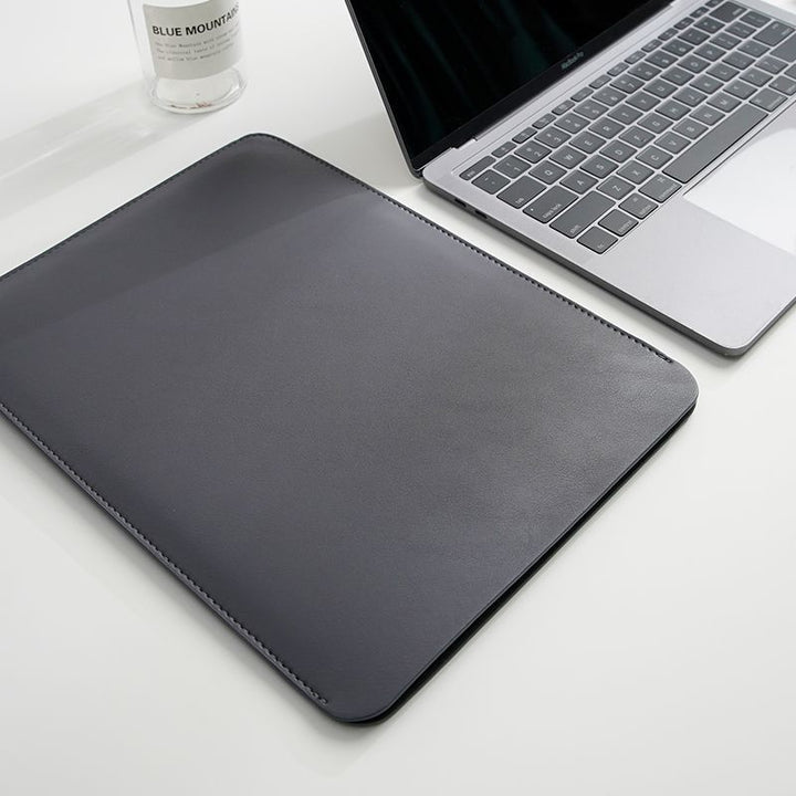 Sleek Leather Laptop Sleeve Kalsten