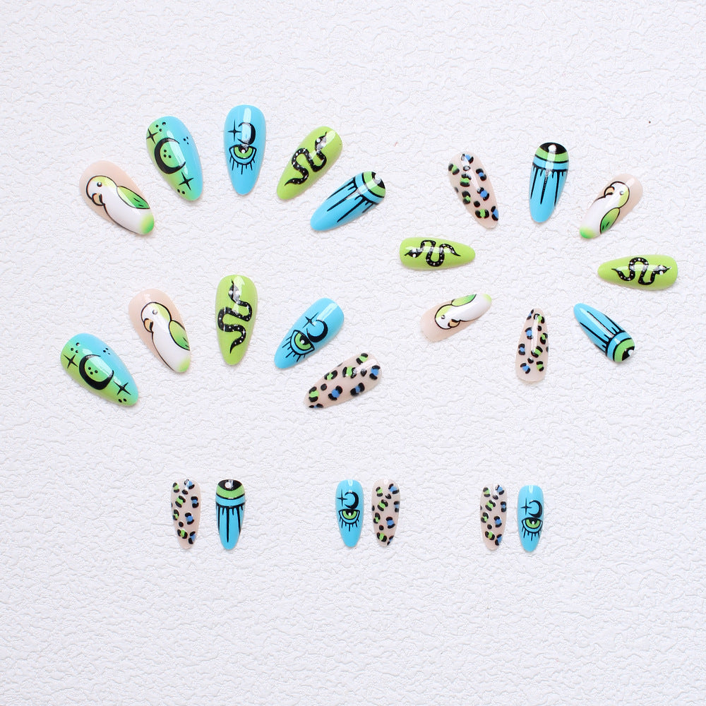 Artificial nail set with playful animal designs and eye-catching 3D designs Kalsten