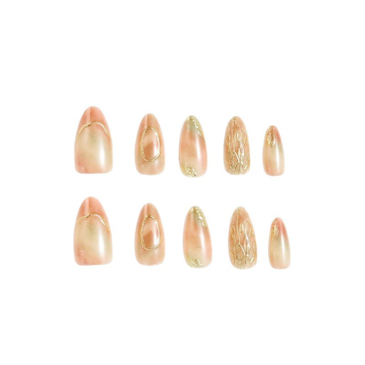 Glittering artificial nails in a modern design Kalsten
