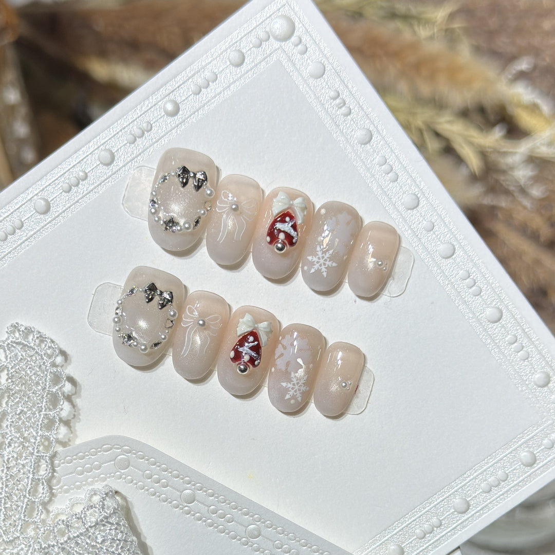 Artistic Winter-Themed Press-On Nail Set Kalsten