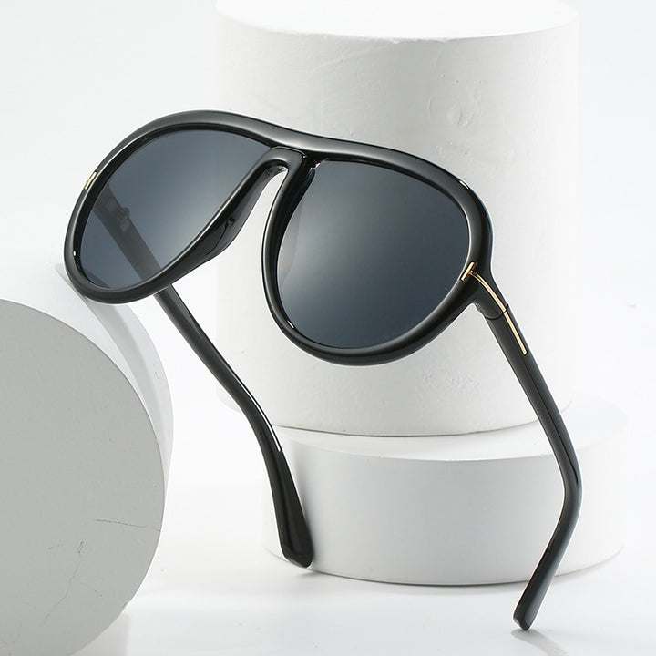 Oversized Fashionable Transparent Pink Sunglasses Kalsten