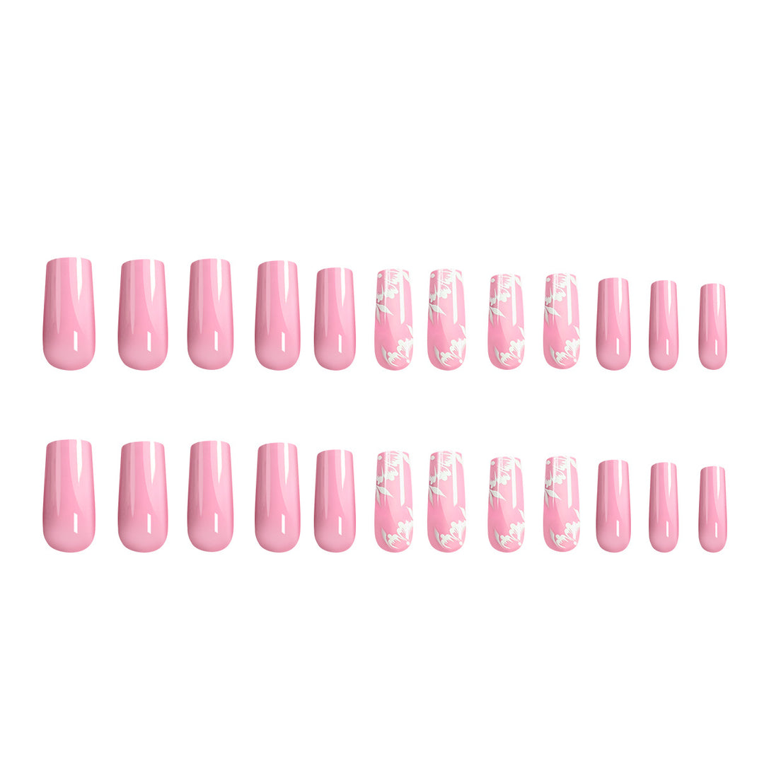 Elegant and creative nail art Kalsten