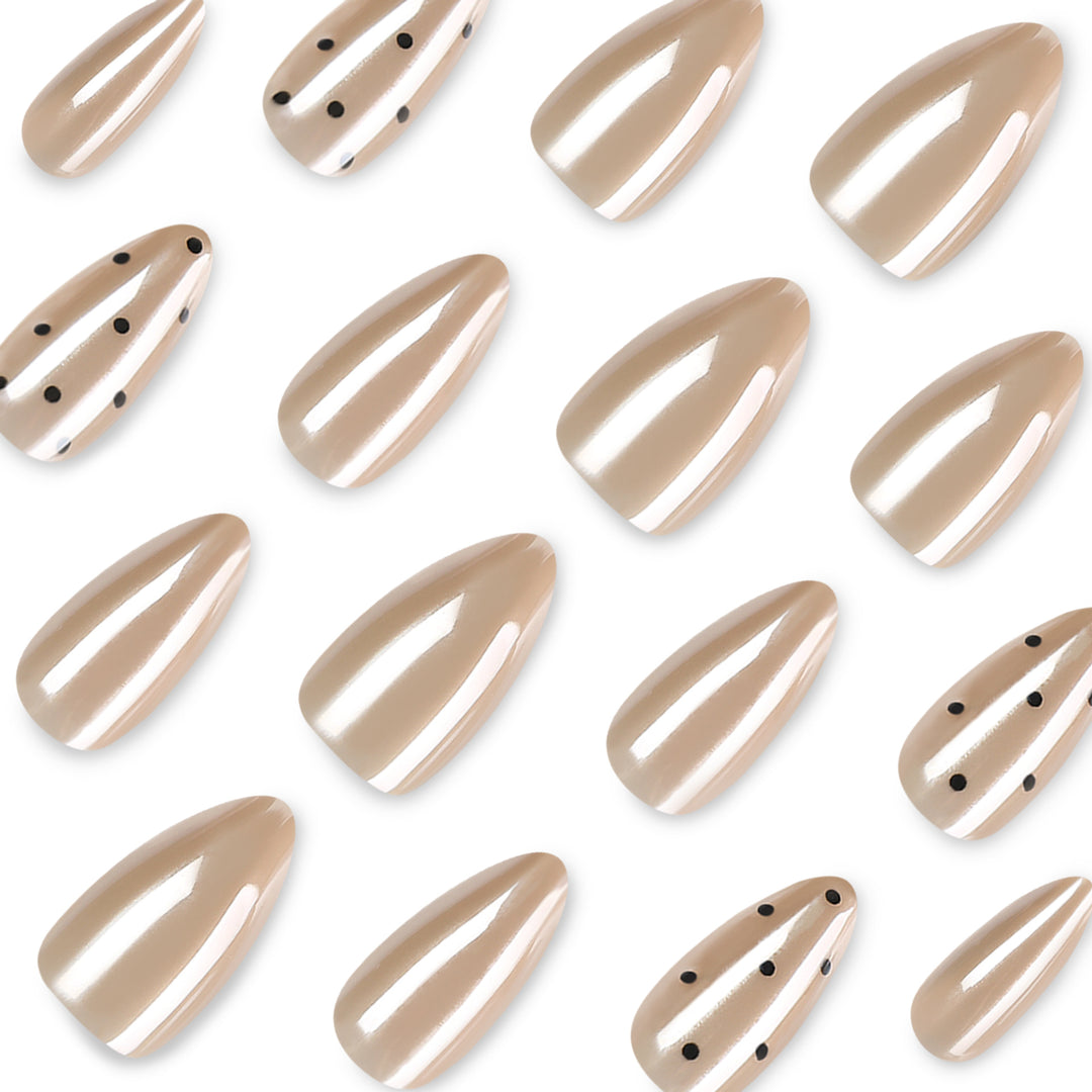 High-Quality Artificial Nails Kalsten