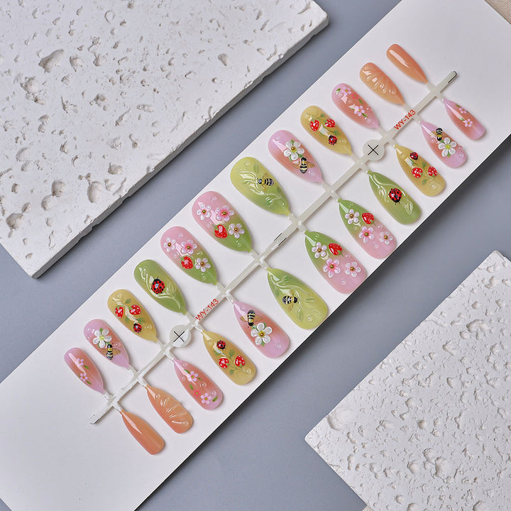 Artistic Floral Design Press-On Nails Kalsten