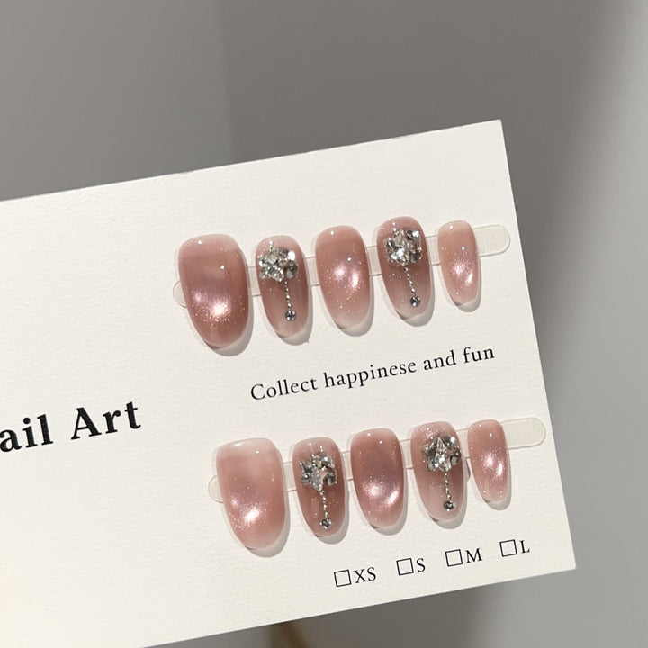 Elegant Glittering Press-On Nail Art Set