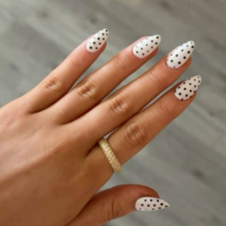 Artistic Polka Dot Design Press-On Nails Kalsten