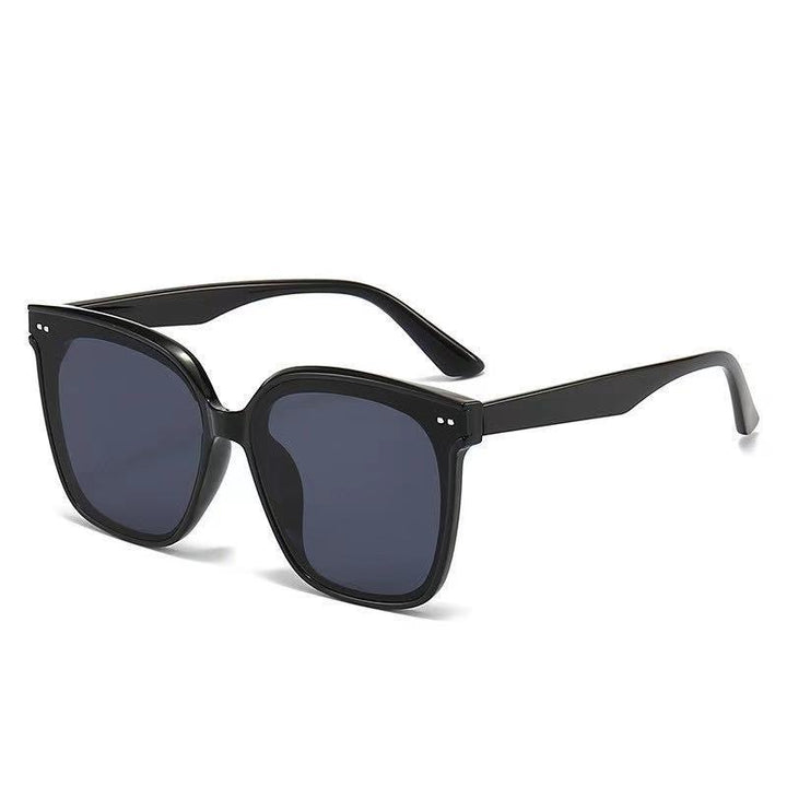 Fashion-Forward Sunglasses Kalsten