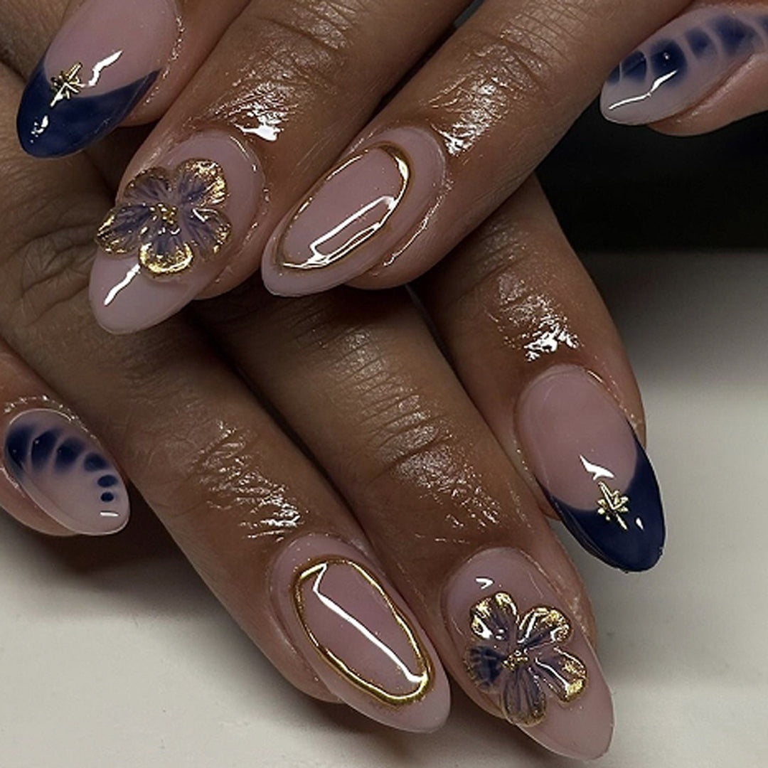 Exquisite artificial nails with elegant 3D flowers and noble accents Kalsten