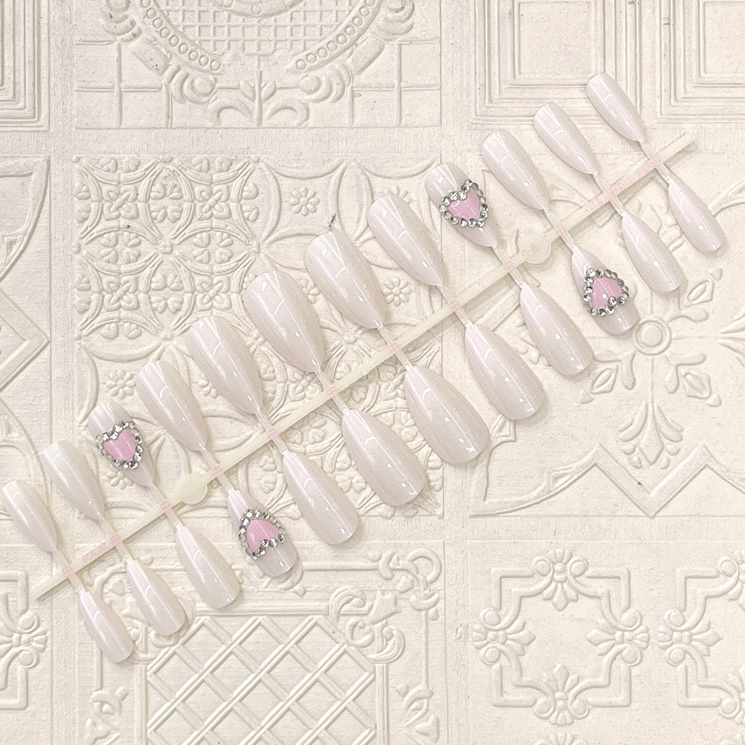 Glamorous Press-On Nail Art Set Kalsten