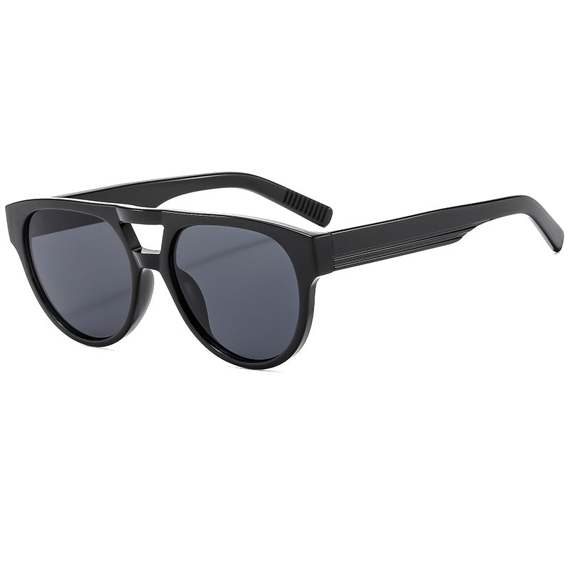 Women Cat-Eye Sunglasses with elegant, sturdy frame and UV protection Kalsten