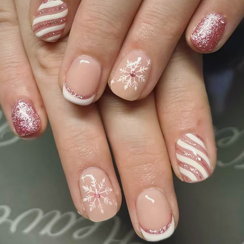 Festive Winter-Themed Press-On Nail Art Design Kalsten
