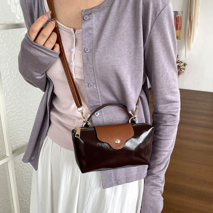 Chic Leather Crossbody Bag