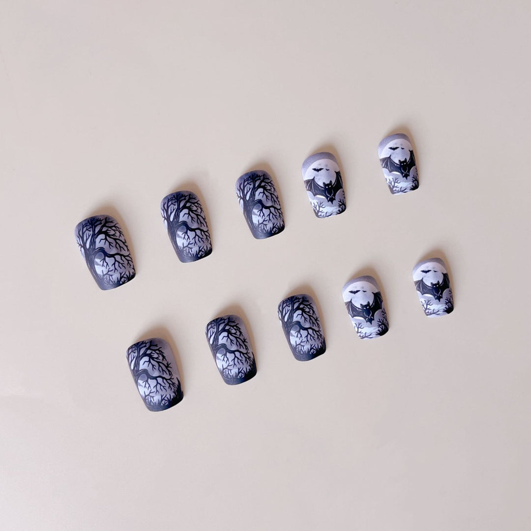 Nail art set with spooky Halloween design and intricate 3D decorations Kalsten